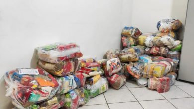 Photo of Prefeitura distribui cestas básicas para guias de turismo de Maceió