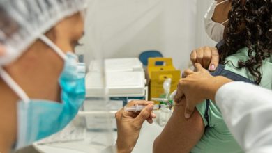 Photo of Maceió antecipa vacinação contra a Covid-19 para pessoas com 42 anos neste sábado (26)
