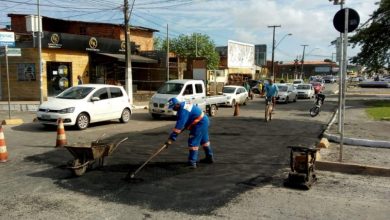 Photo of Operação tapa-buraco: Infraestrutura atua na Avenida Governador Afrânio Lages, na Cambona