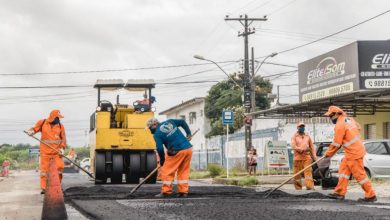 Photo of Moradores comemoram obras de drenagem e pavimentação no bairro Santa Lúcia
