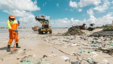 Photo of Limpeza na Praia da Avenida retira 300 toneladas de lixo do Centro Pesqueiro