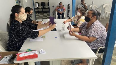 Photo of Assistência Social entrega novos cartões alimentação para usuários do Casa