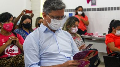 Photo of Servidores da Educação participam de ciclo de palestras sobre Outubro Rosa